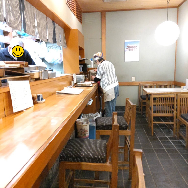 穴子料理神戸大善の店内の様子